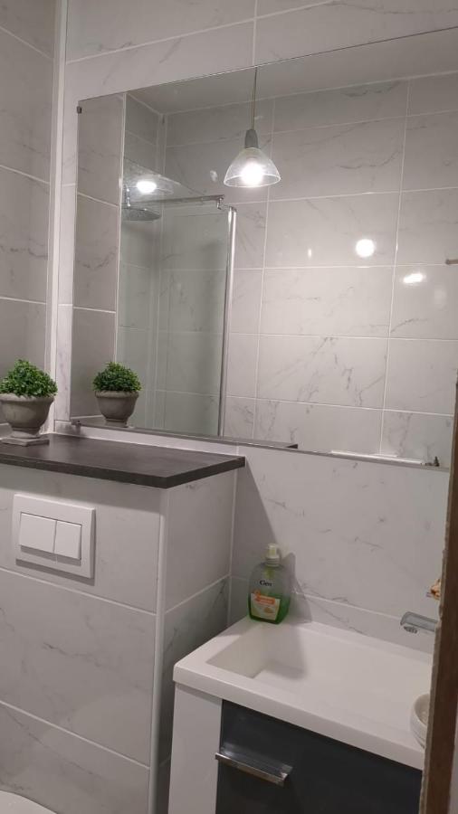 Appartement KAOMI - by La Source d'OrFée Bolbec Esterno foto